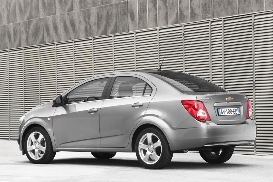  Chevrolet Aveo Sedan 2011 года  (фото 44 из 58)